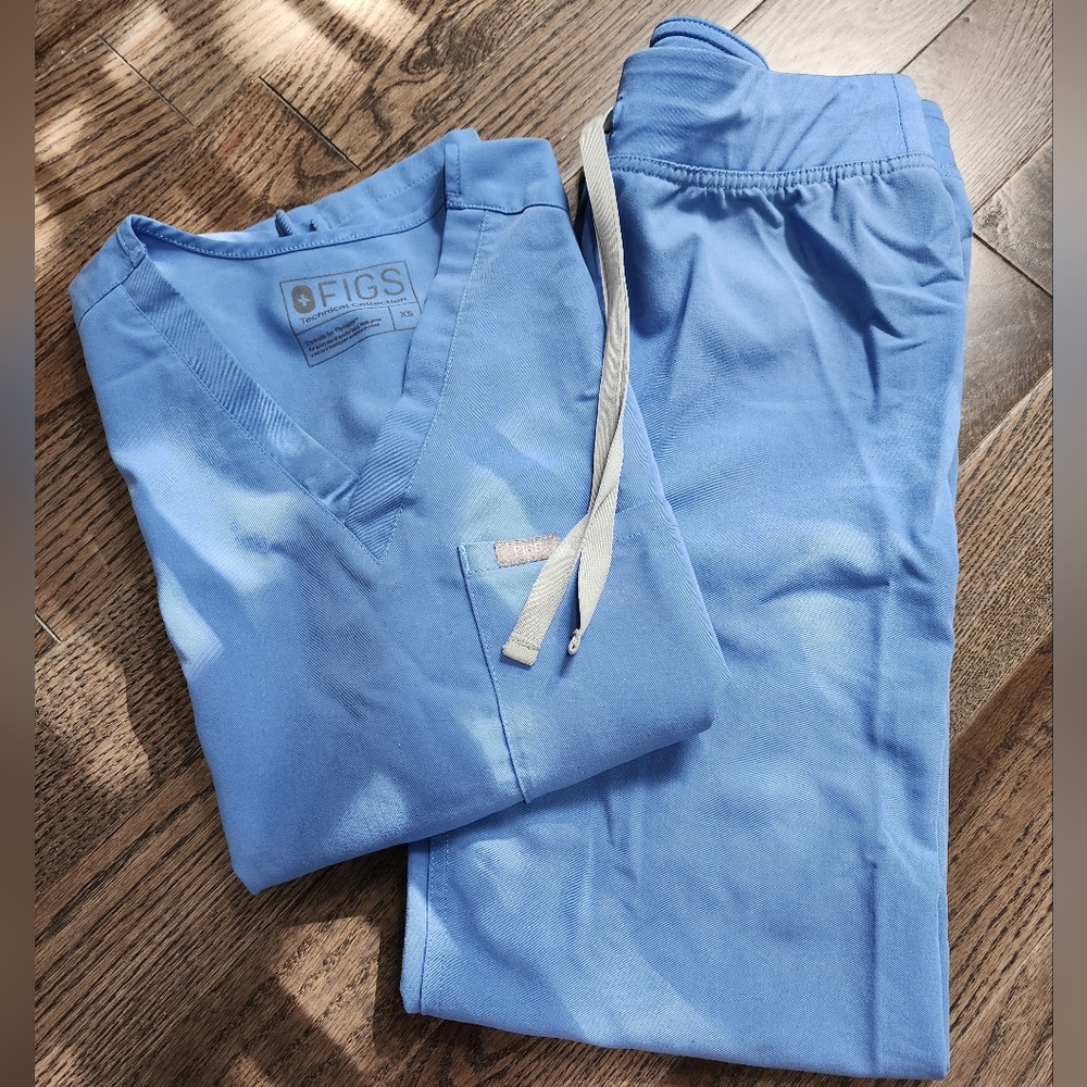 Figs Ceil Blue Scrubs
